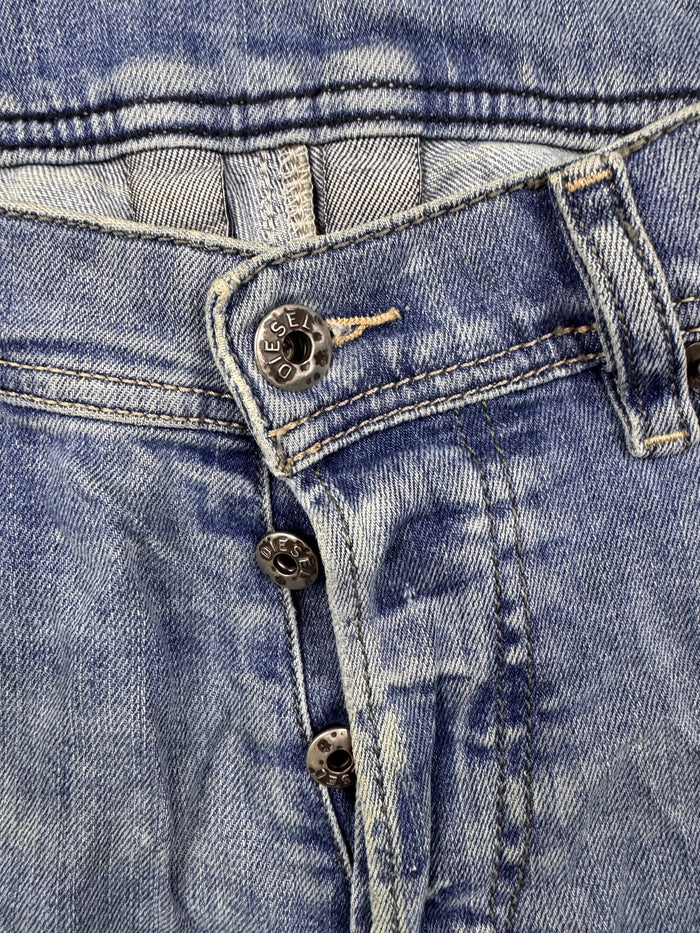 Diesel men jeans light blue straight streetwear distressed knee details Cotton Elastane