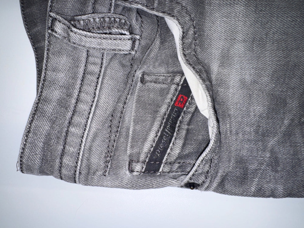 Diesel Industry Viker Vintage Y2K Grey Jeans Size W33 L32 — 4