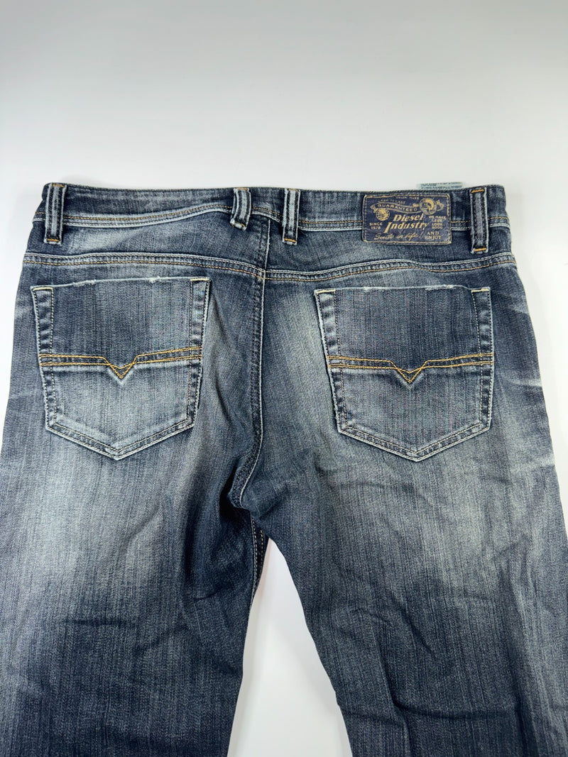 Diesel Viker Vintage Straight Leg Jeans W34 L34 Dark Blue