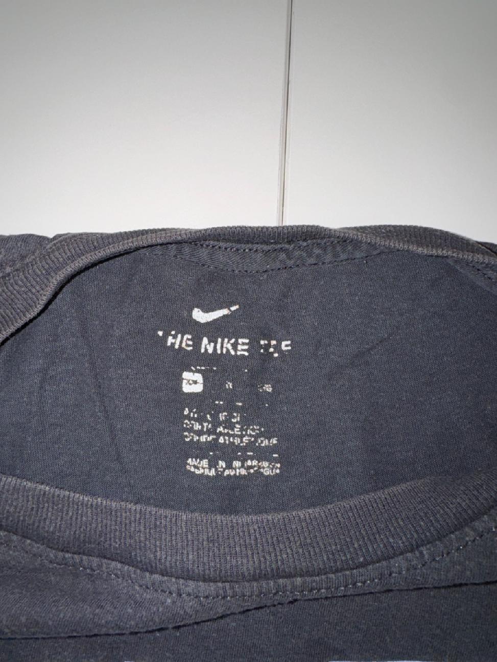 Nike T-Shirt Black Big Logo Size XL — 2