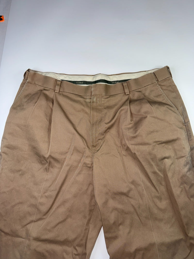L.L.Bean Vintage Trousers Size 40 Brown Cotton Pleated Straight Leg