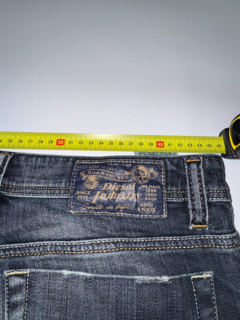 Diesel Viker Vintage Straight Leg Jeans W34 L34 Dark Blue