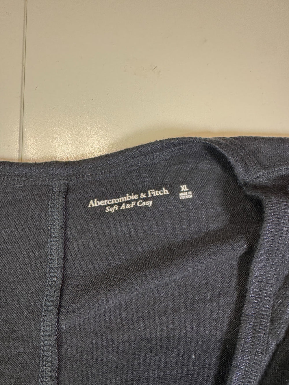 Abercrombie & Fitch Long Sleeve T-Shirt V-Neck Grey Basic Size XL — 3